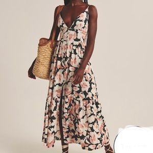 Abercrombie & Fitch dark green floral maxi dress